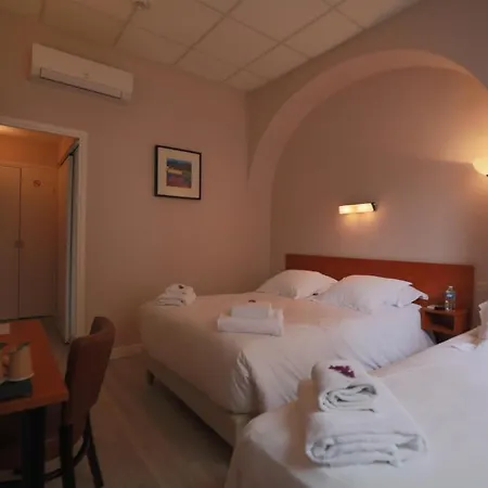Hotel Wilson Square 2*