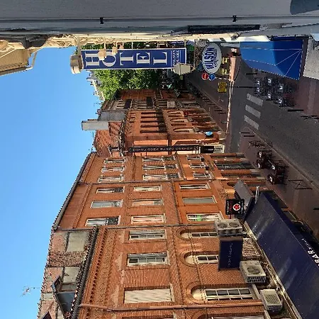 Wilson Square 2*