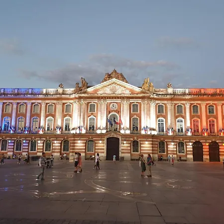 Wilson Square Szálloda Toulouse